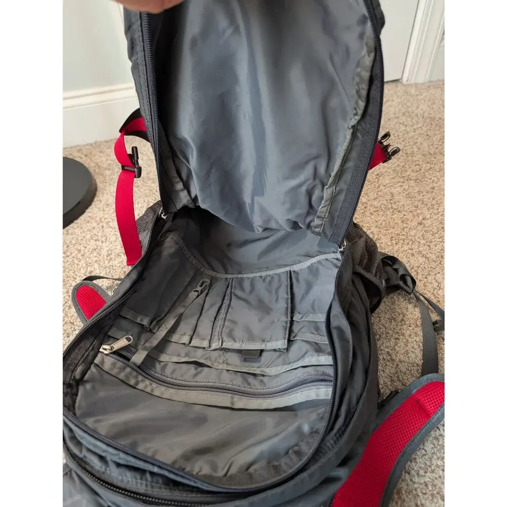 The North Face Borealis Backpack Unisex Large Gray Red Hiking School Travel Bag